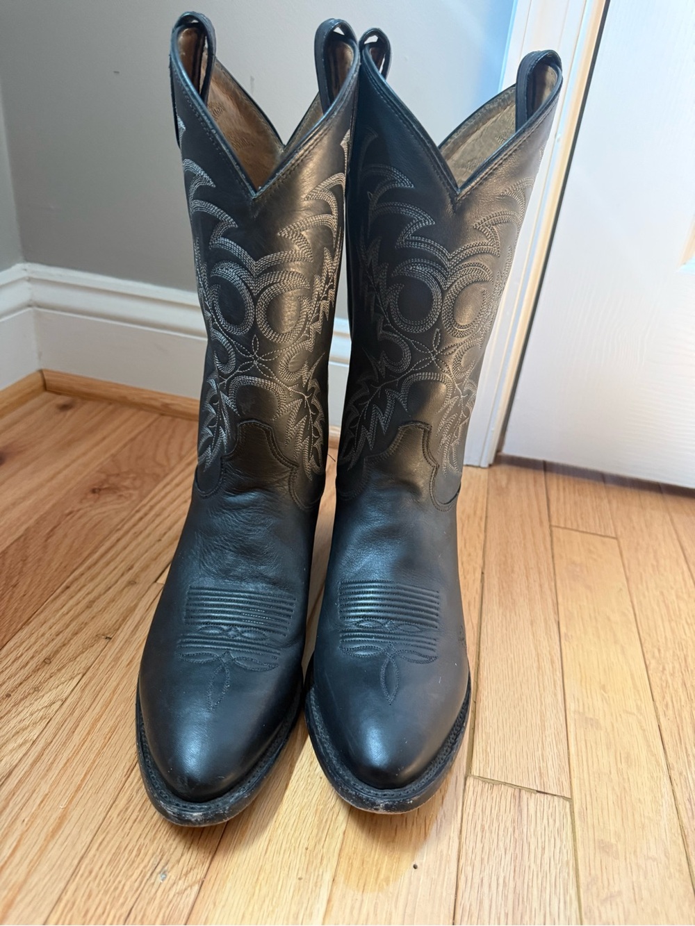 Classic Black Embroidered Western Heeled Boots